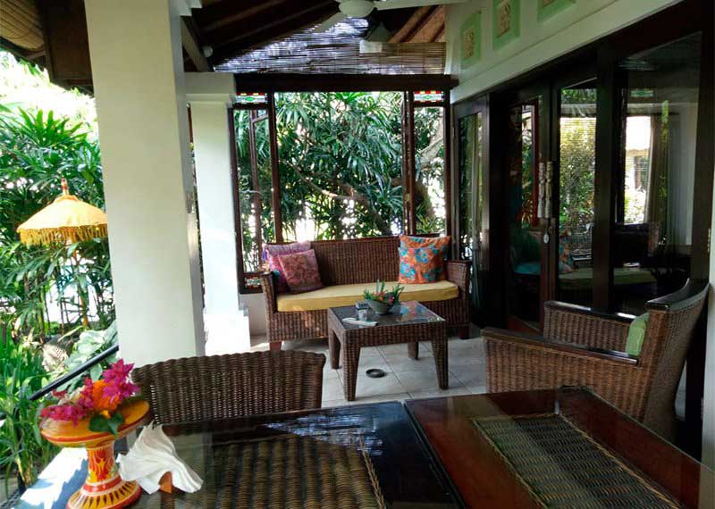 beachside-resort-villa-in-sanur-for-sale-terrace